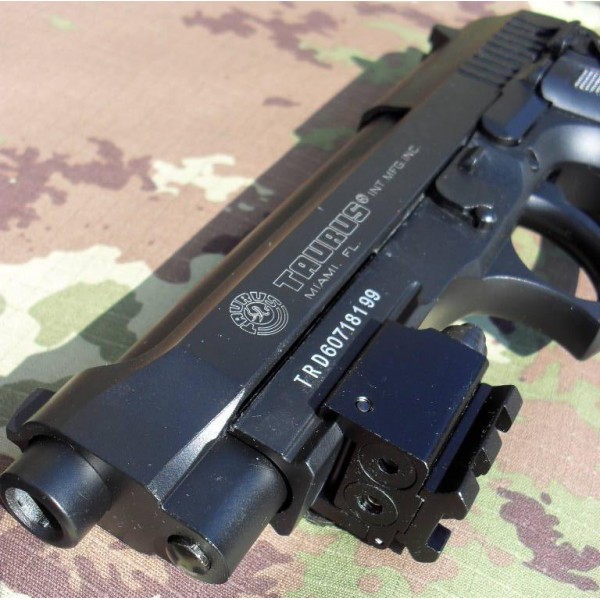 Puntatore laser professionale per pistole e armi softair e vere con slitte  da 22 mm ottiche puntatori torce softair laser VARIE